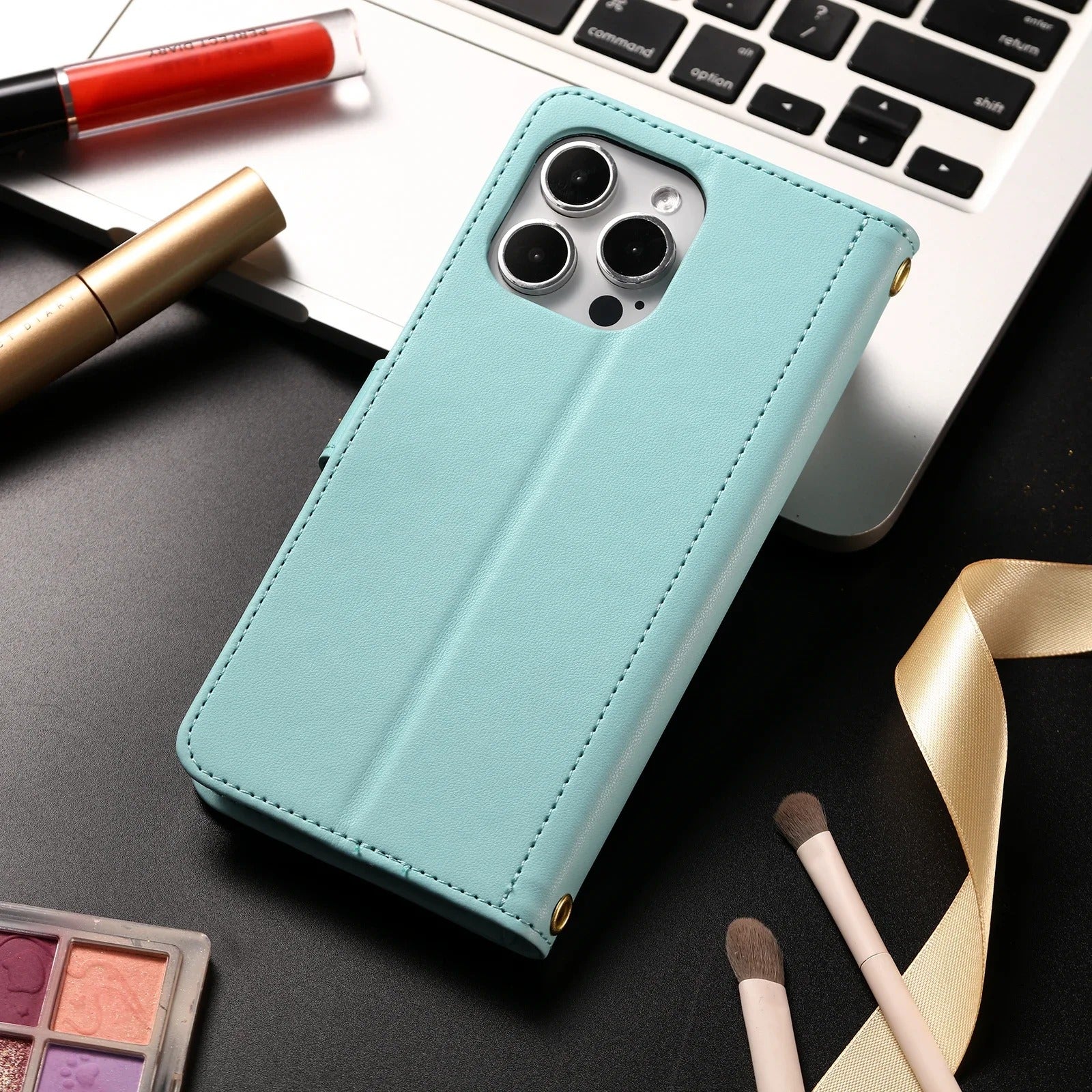 Etui très chic, à bandoulière pour téléphones Samsung (série S début) - www.Phone-Accessoires.fr