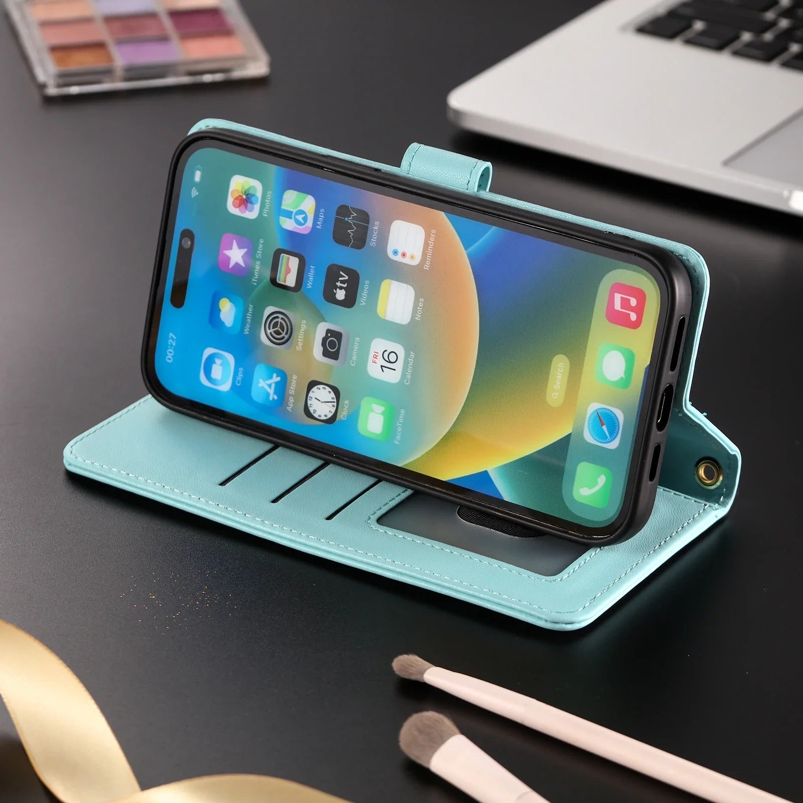 Etui très chic, à bandoulière pour iPhone (13 au 16) - www.Phone-Accessoires.fr