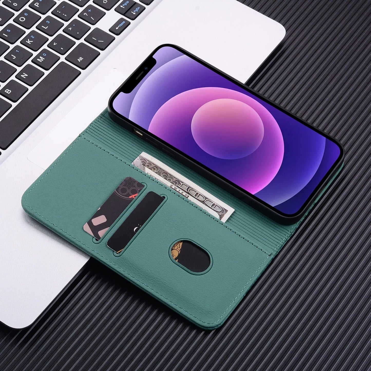 Etui design à fermeture magnétique pour iPhone (12 au 15) - www.Phone-Accessoires.fr